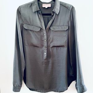 Philosophy Top Silky Feel Long Sleeve Collar Size Small